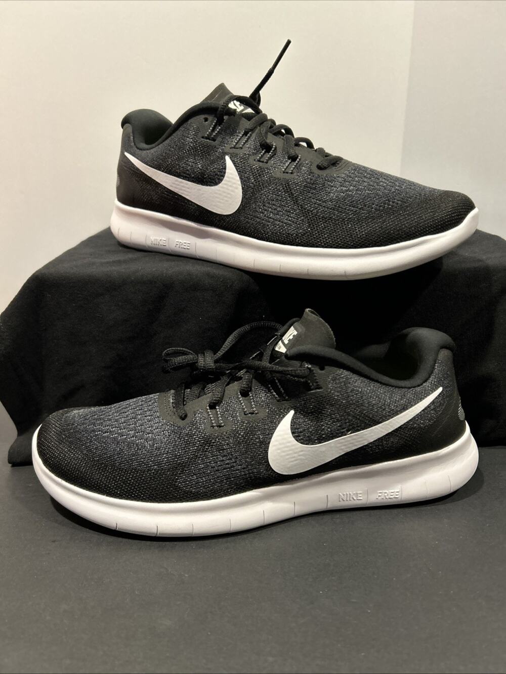Nike Free RN 2017 Shoes Womens Size 10.5 Black Running Sneakers 880840-001